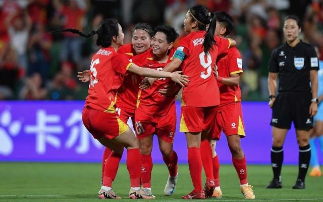 Bóng đá nữ Việt Nam trước thềm SEA Games Thử thách lớn và giấc mơ vàng chương